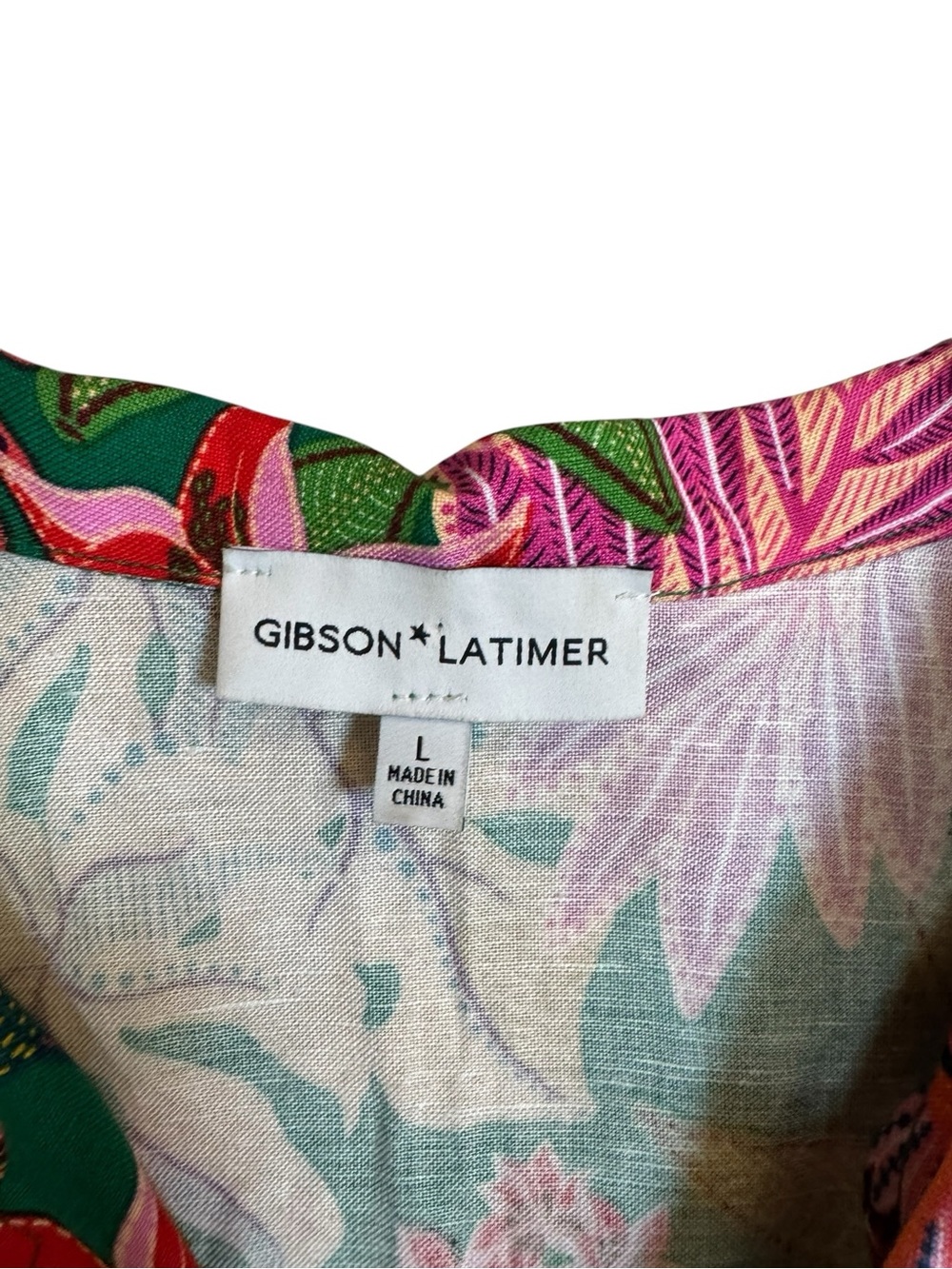 Gibson Latimer Tropical Camp Shirt Size Large Hawaiian Parrot Colorful Top - Picture 4 of 8